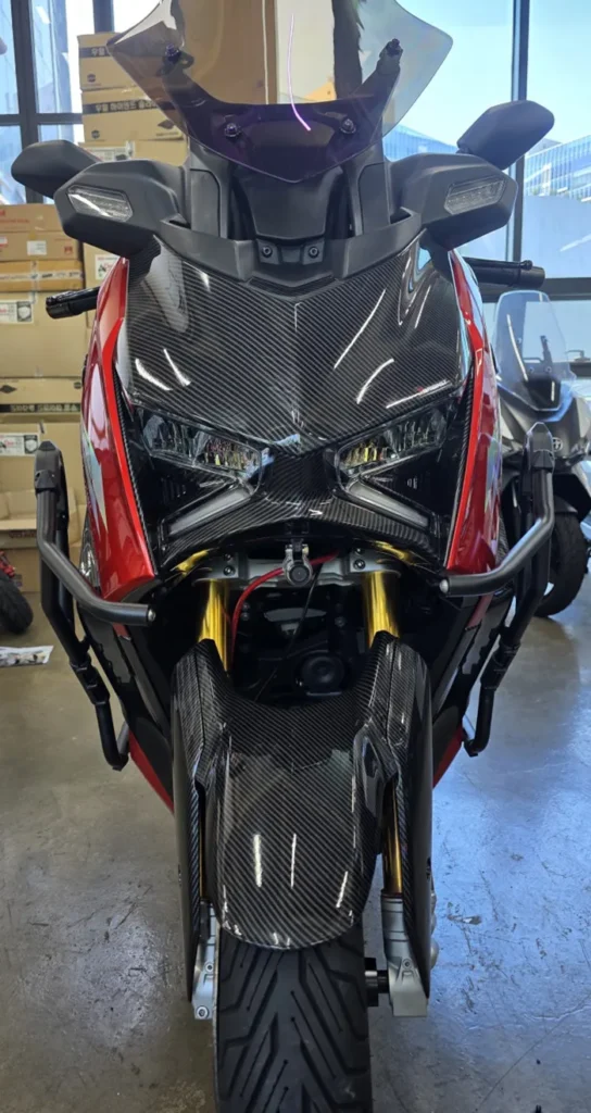 XMAX 카본패턴커버 작업후